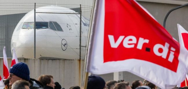 В Германии из-за забастовки отменены 1000 рейсов крупнейшей авиакомпании